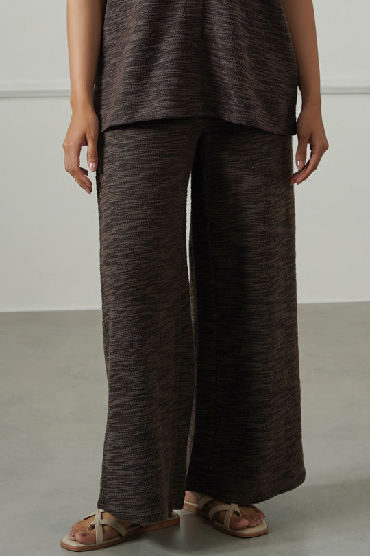 DARK BROWN STRAIGHT TEXTURED PANTS