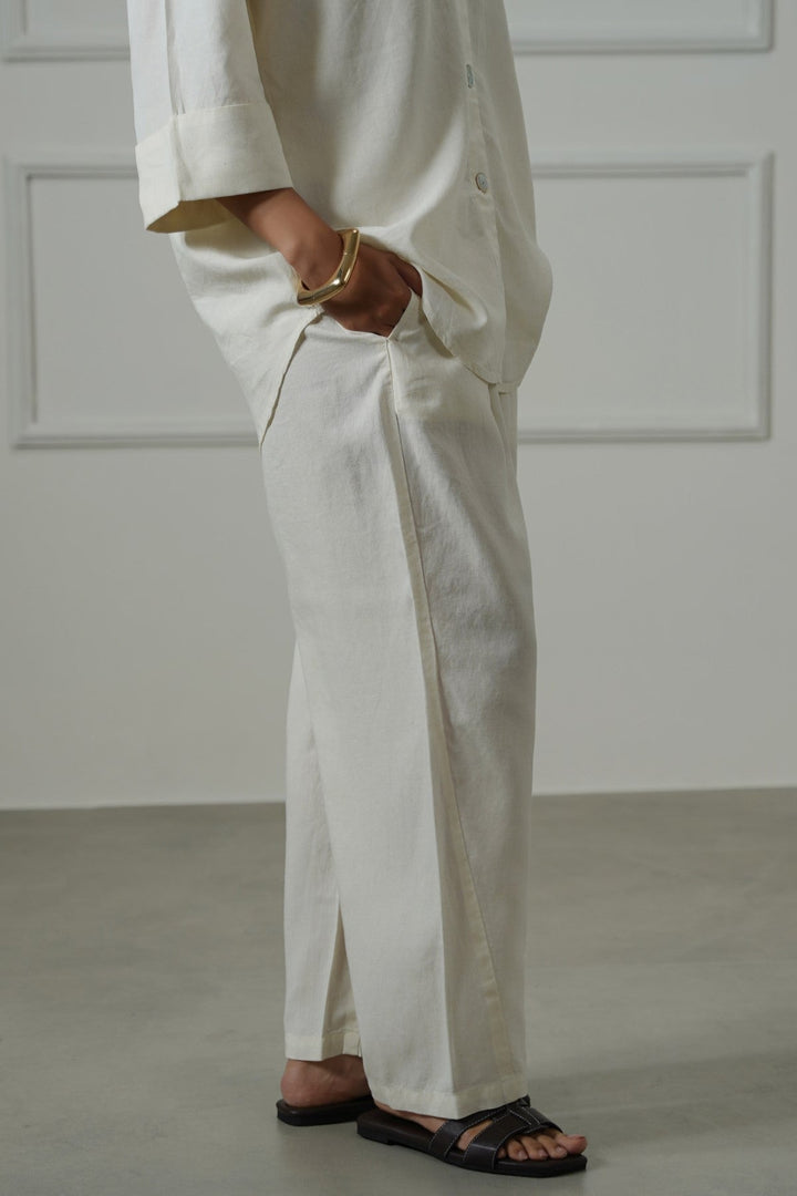 ECRU LYOCELL LINEN EASE PANTS