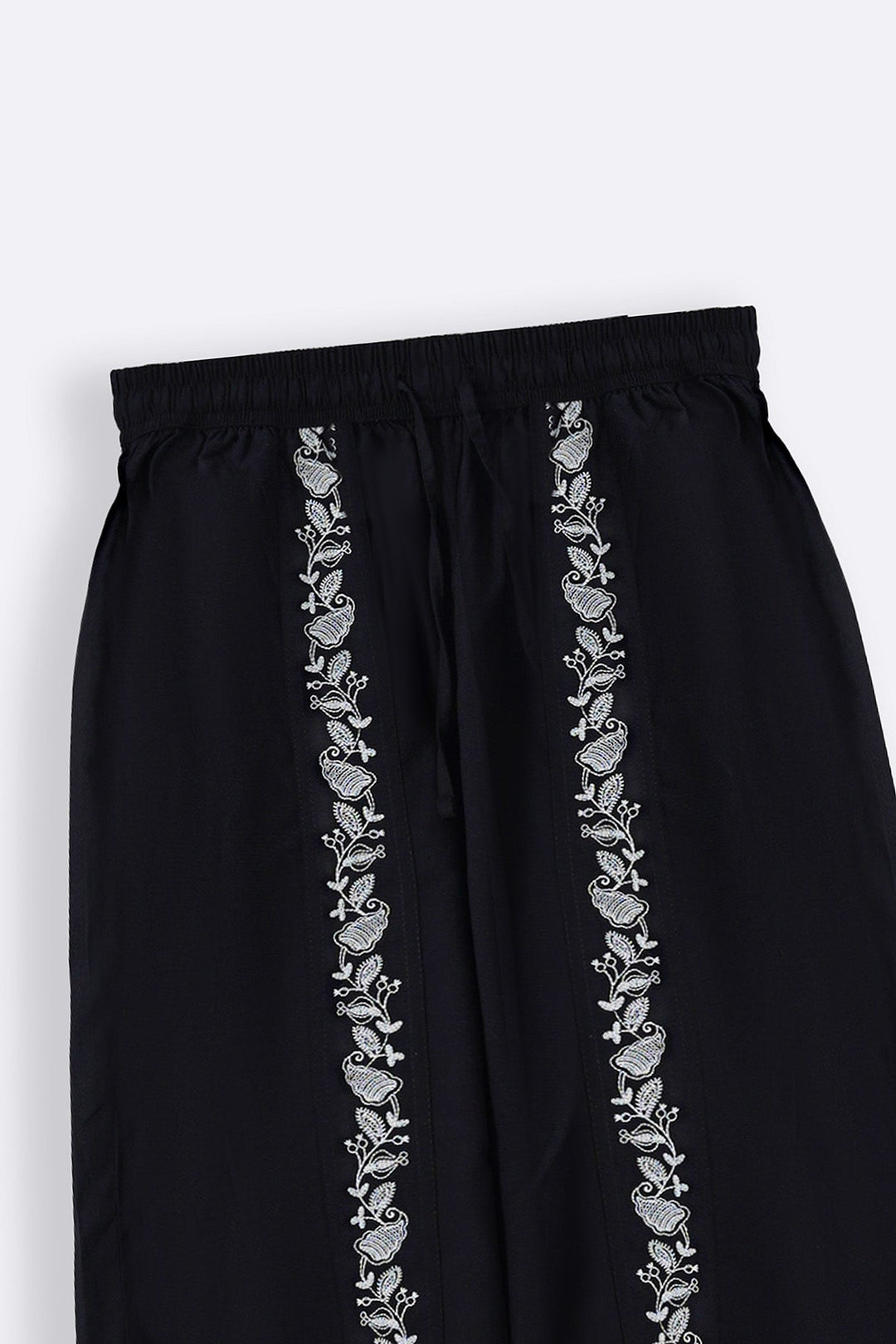 BLACK BRODERIE STRAIGHT PANTS
