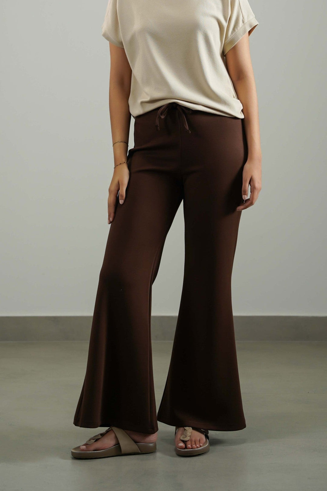 DARK BROWN RELAXED WIDE-LEG PANTS