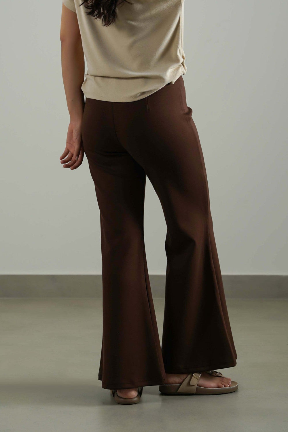 DARK BROWN RELAXED WIDE-LEG PANTS