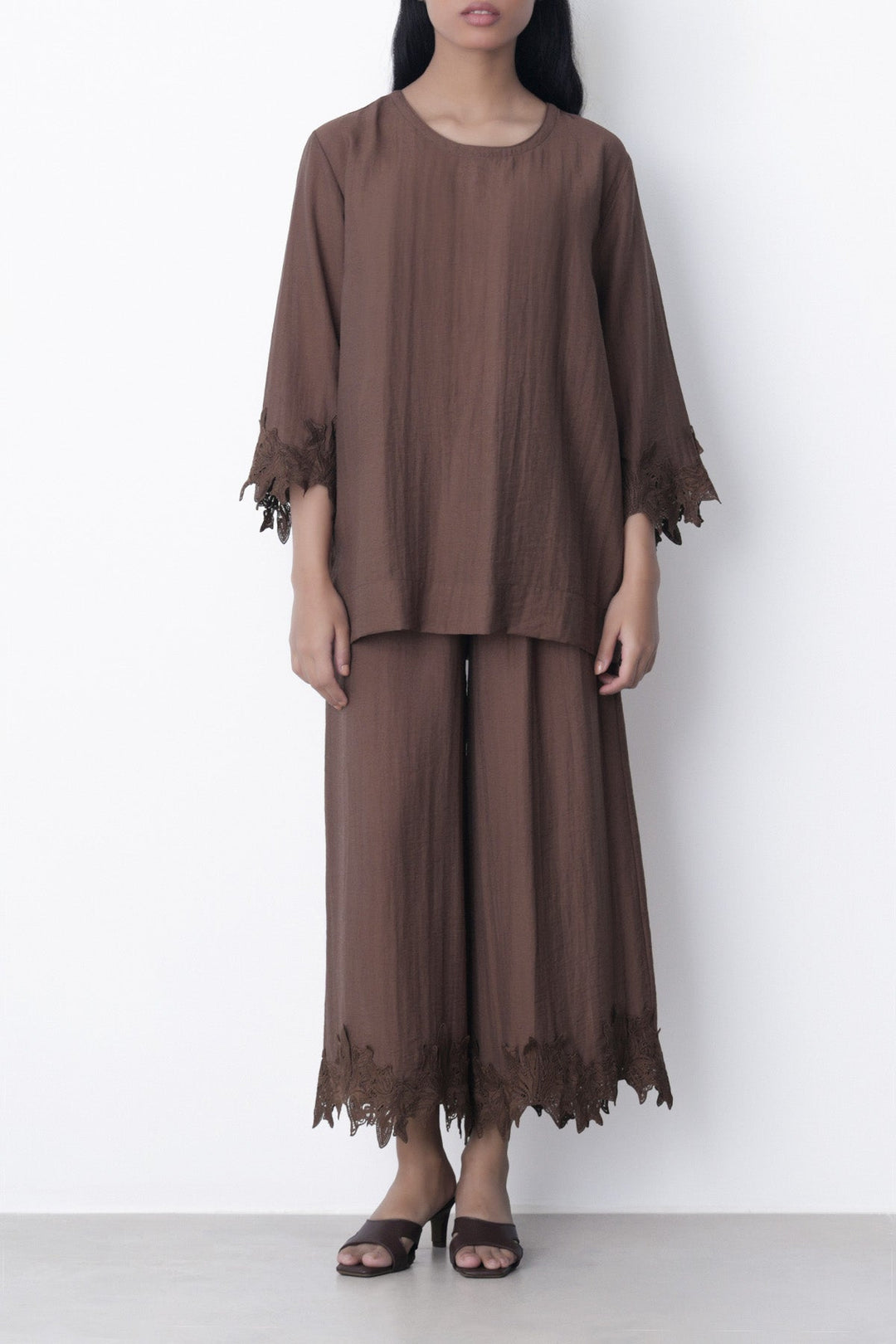 BROWN-SOFT LACE CULOTTES