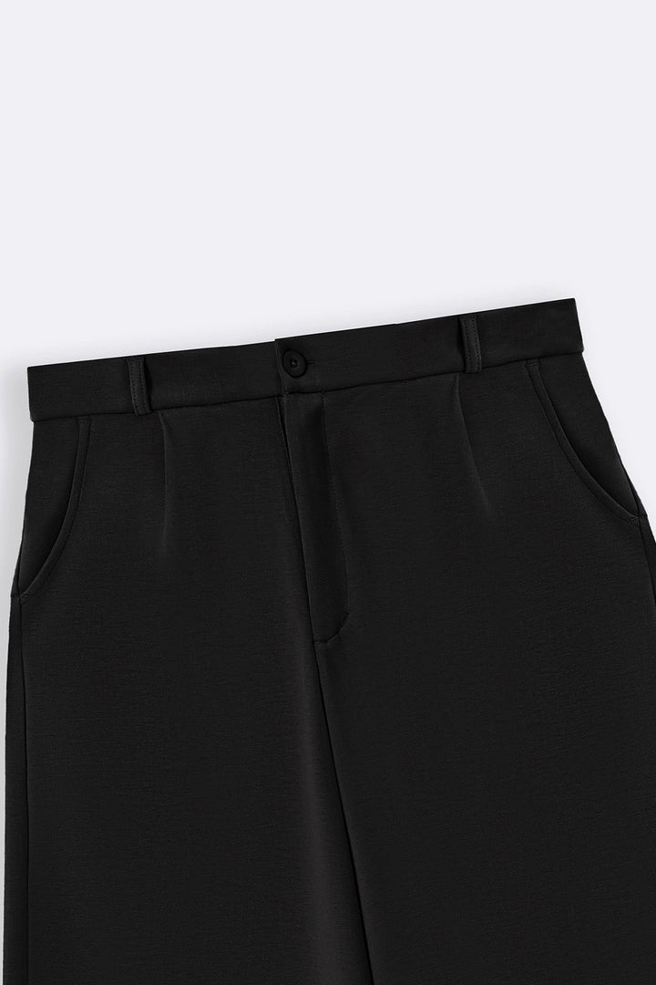 BLACK EASY SOFT JORTS