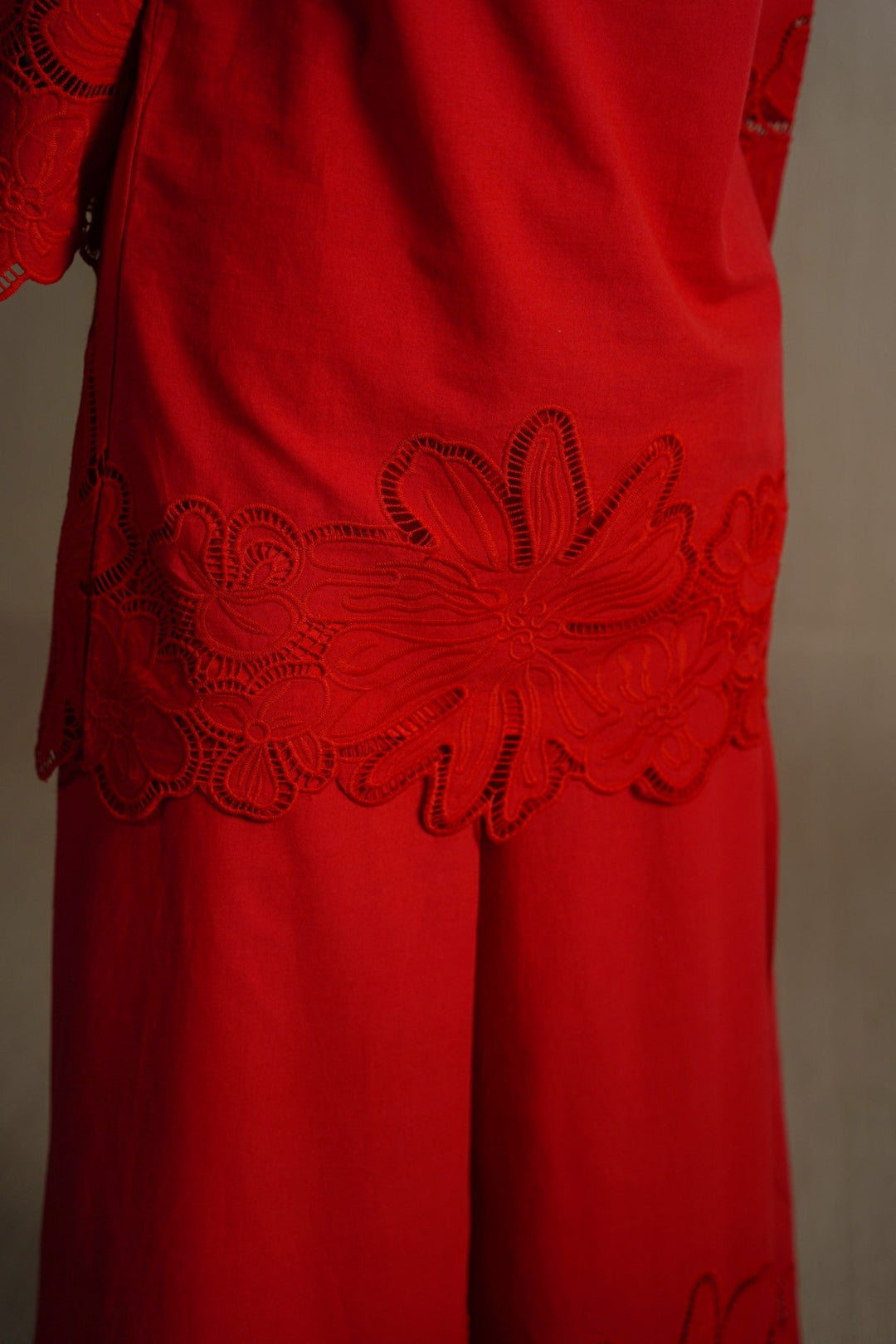 RED BOTANICAL CUTWORK PANTS