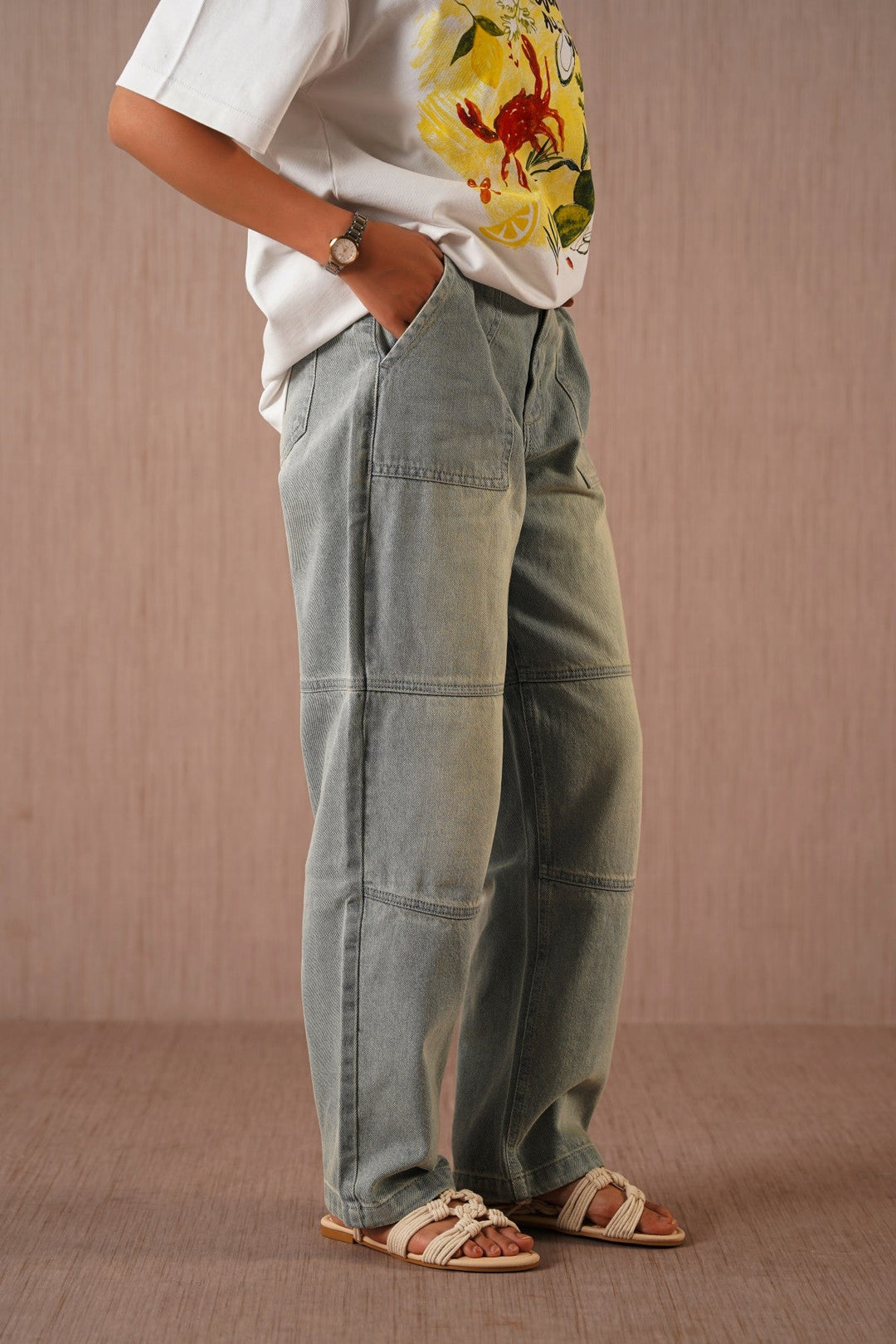 LIGHT BLUE PANEL SEAM JEANS