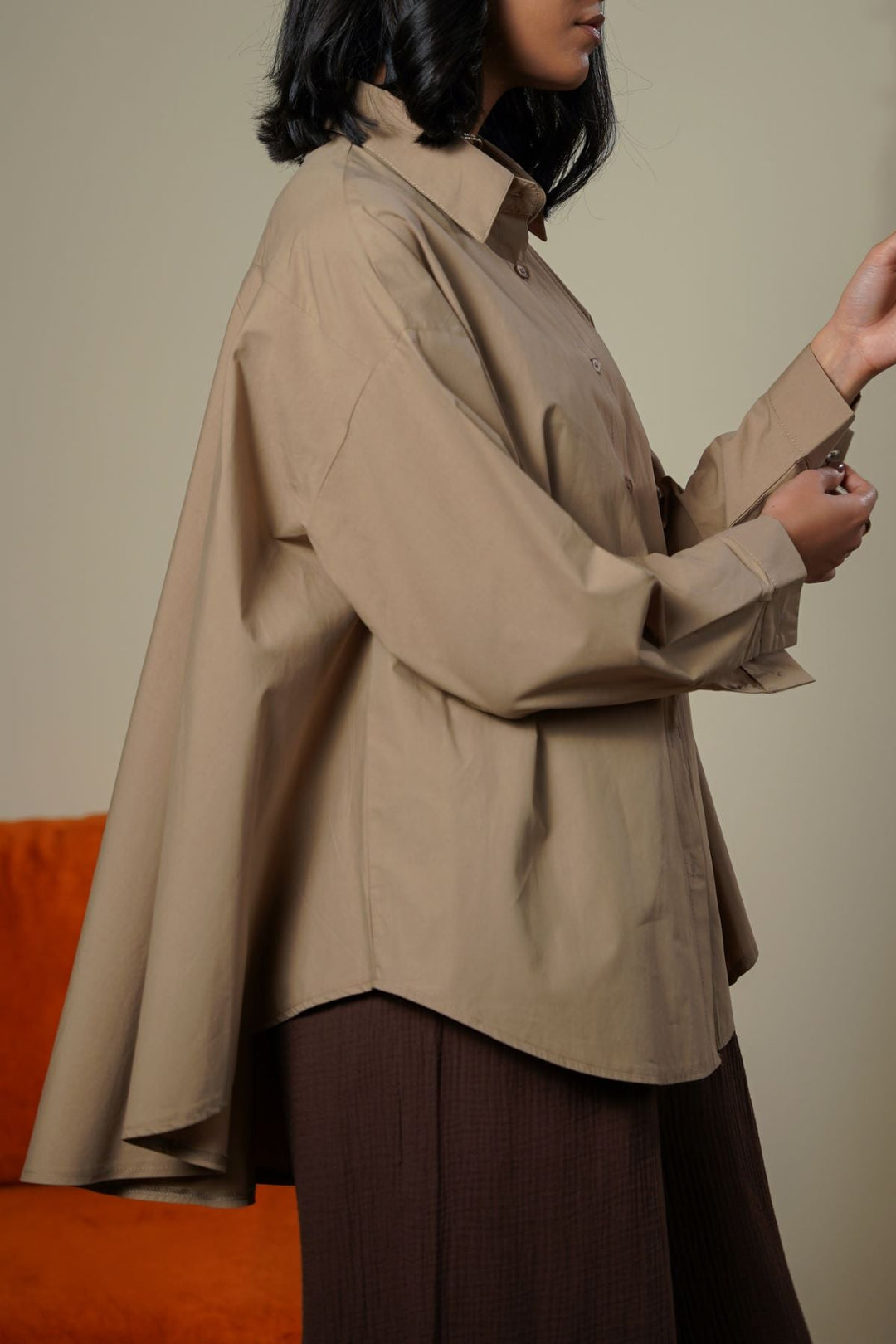 TAUPE OVERSIZED COTTON BLOUSE