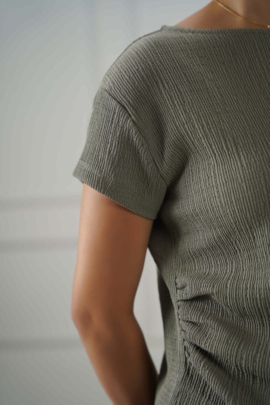 OLIVE PLEATED WAIST TEE