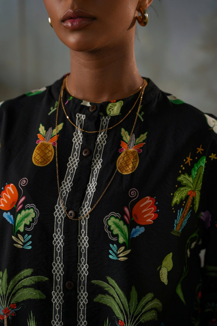 BLACK GREEN APPLE SHIRT