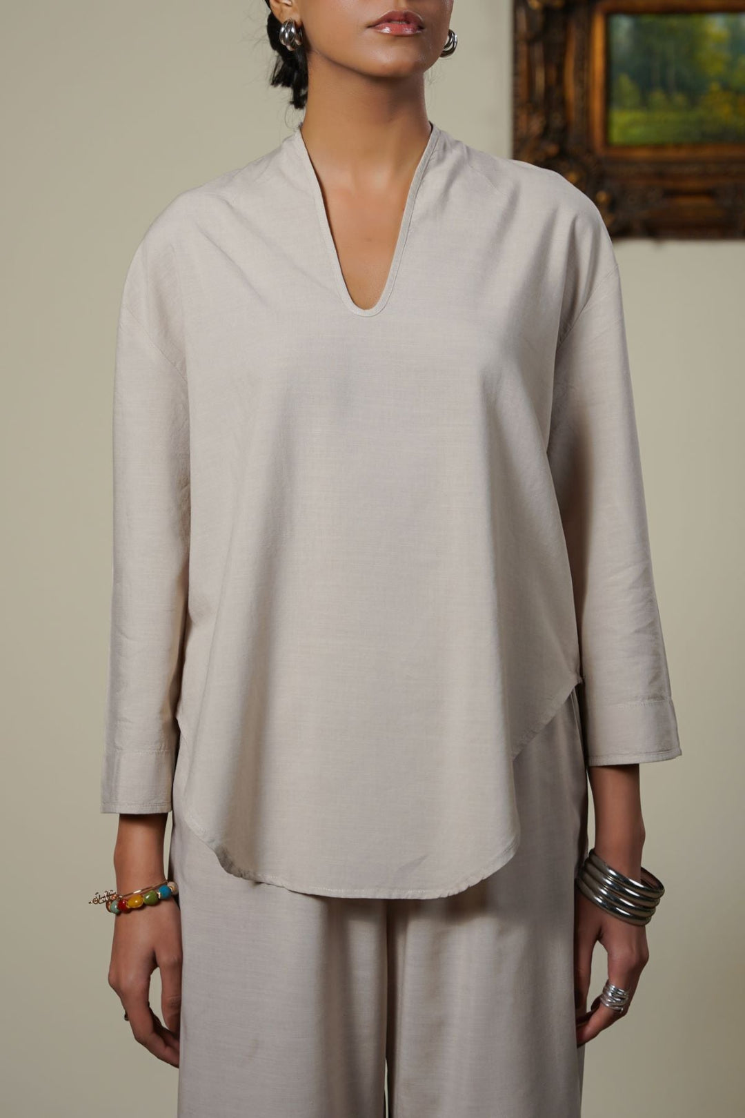 BEIGE DROPLET NECK TOP