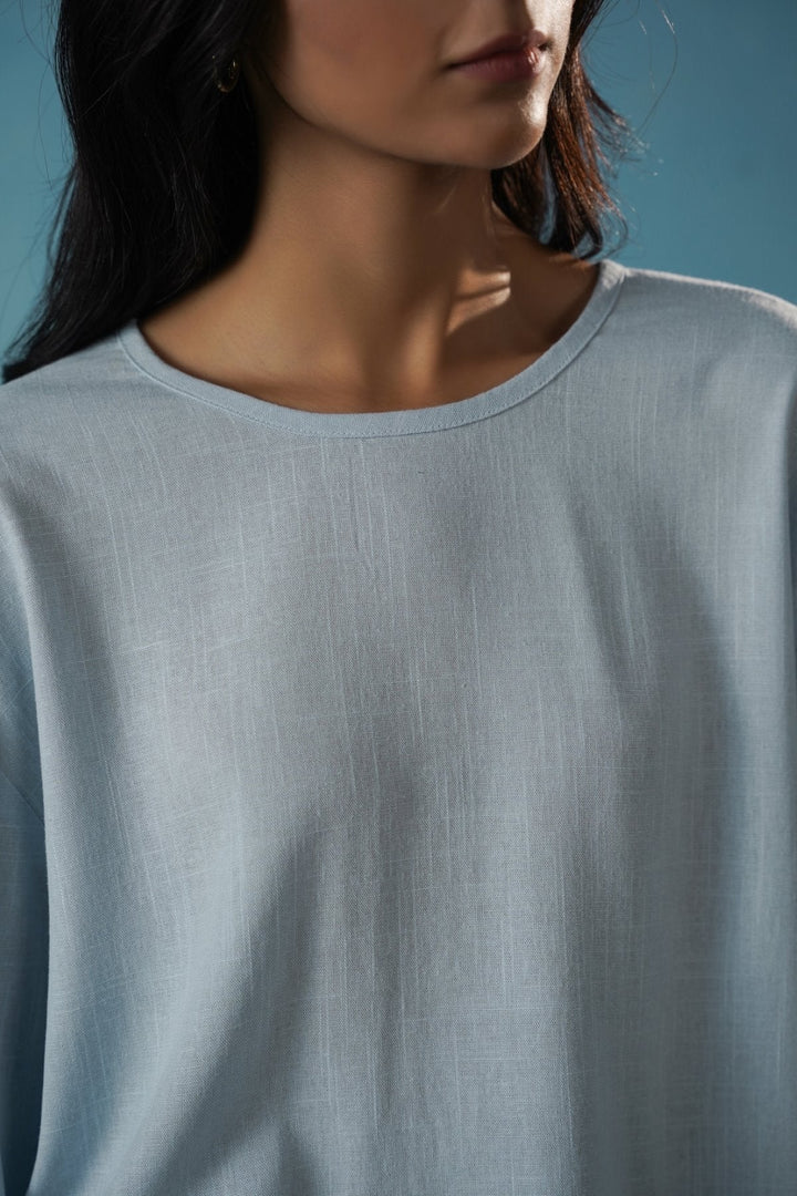 SKY BLUE EVERYDAY BACK BUTTON BLOUSE