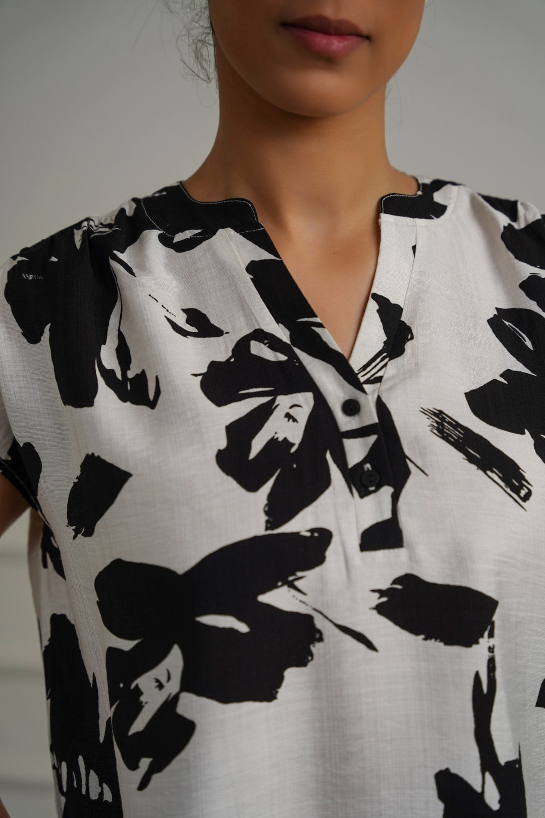 BLACK ABSTRACT RESORT SHIRT