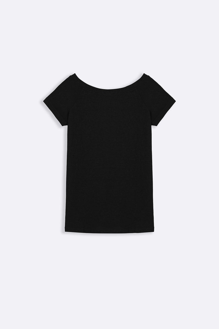 BLACK ASSYMETRICAL CUT TEE