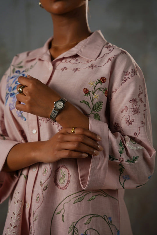 LIGHT PINK PINK BERRY BUTTON DOWN