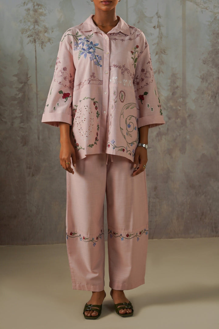 LIGHT PINK PINK BERRY BUTTON DOWN