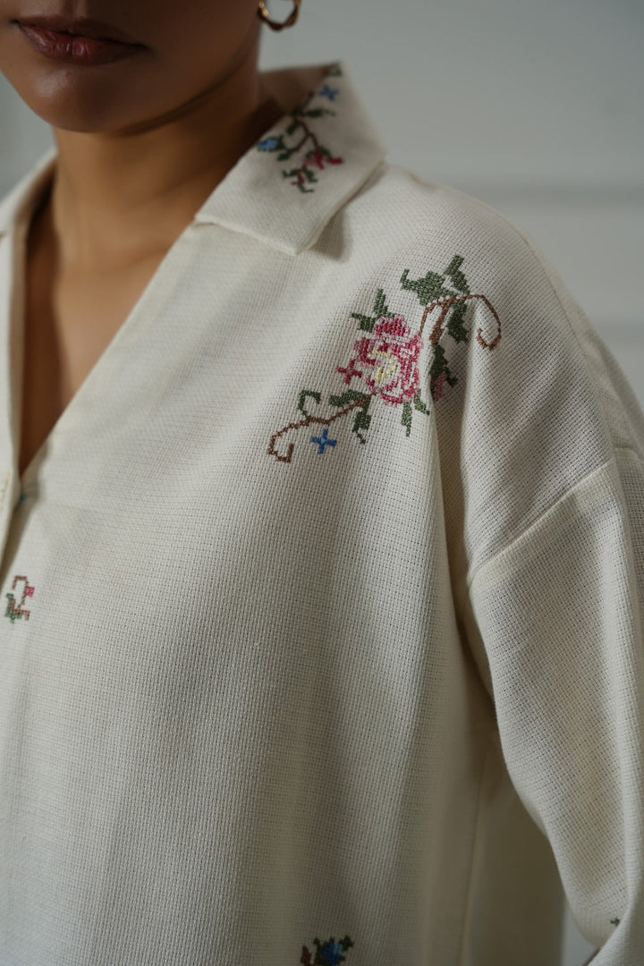 ECRU COTTON LACE ROSE SHIRT