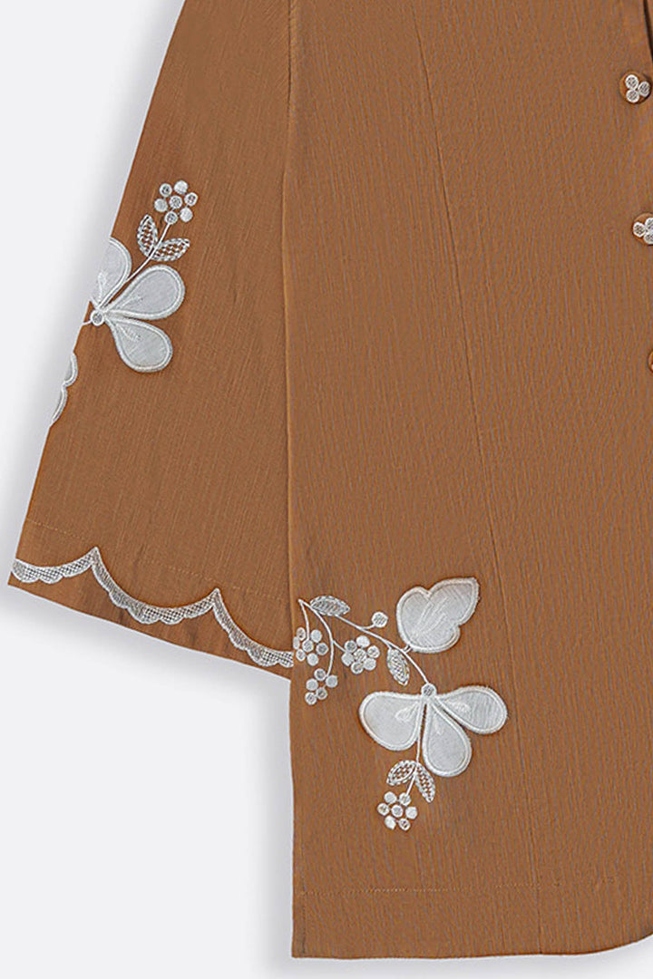 OCHRE BROWN CLOVER APPLIQUE TOP