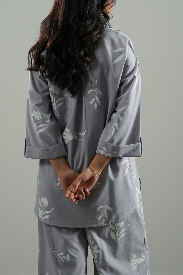 GREY PETAL IMPRINT SHIRT