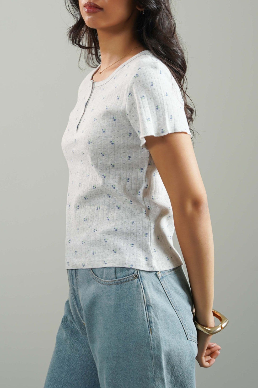 GREY FLORAL HENLEY TEE