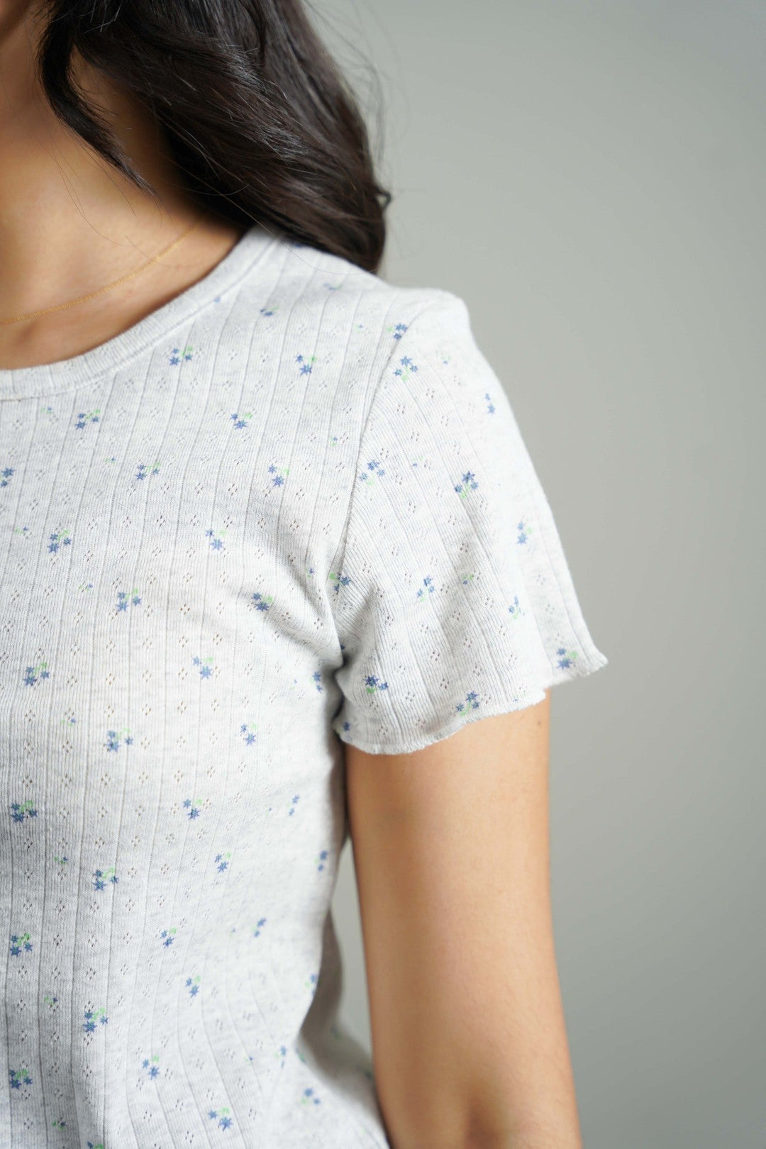 GREY FLORAL HENLEY TEE