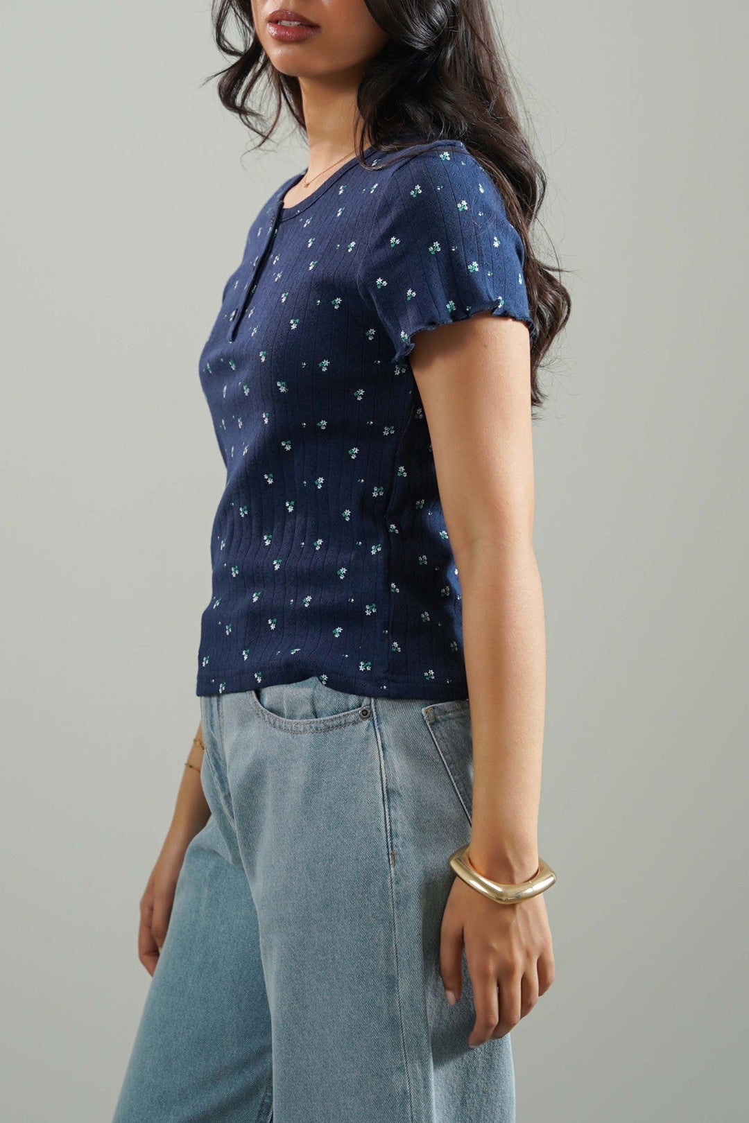 NAVY FLORAL HENLEY TEE