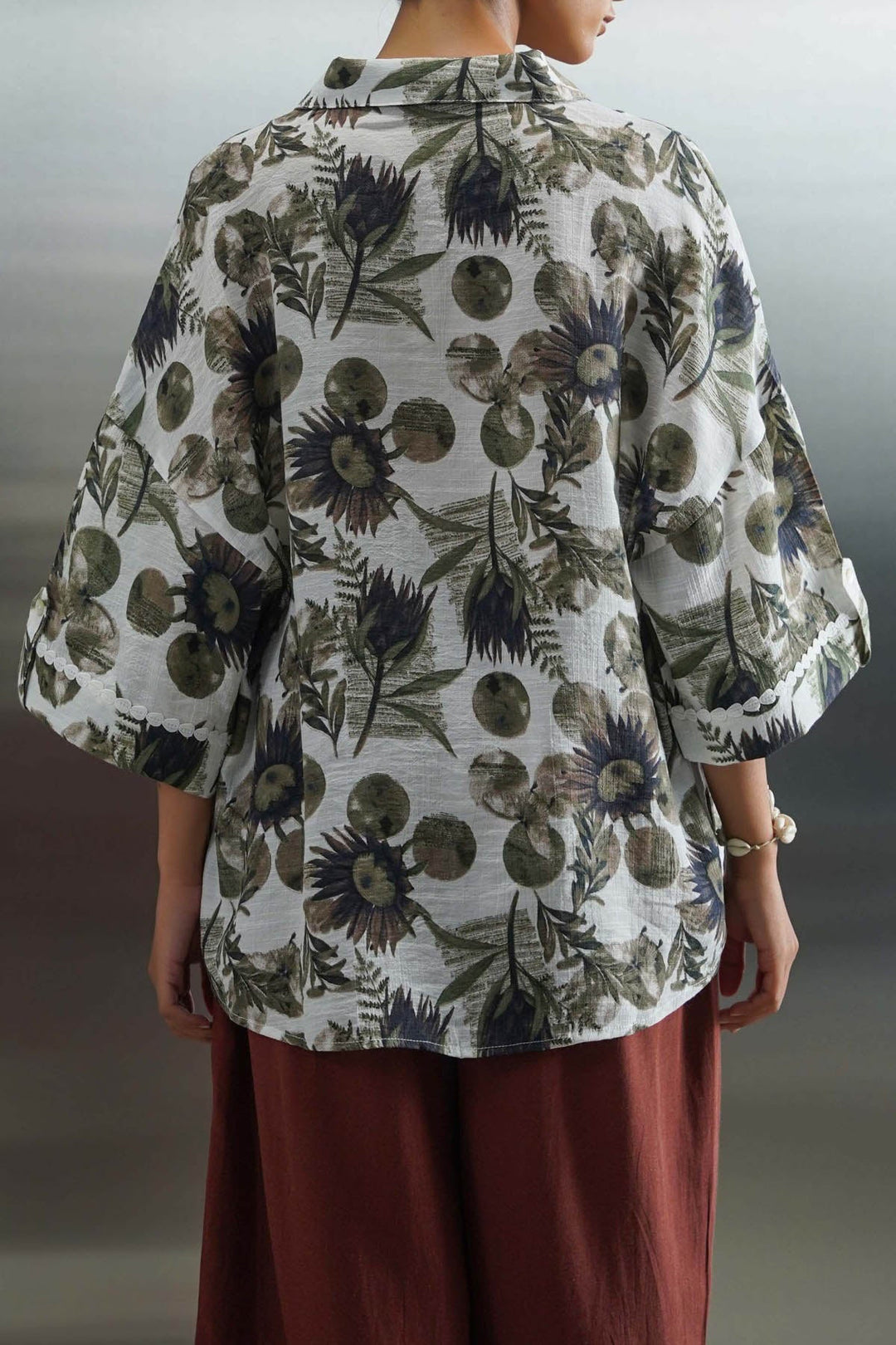 BEIGE CORNFLOWER PRINT SHIRT