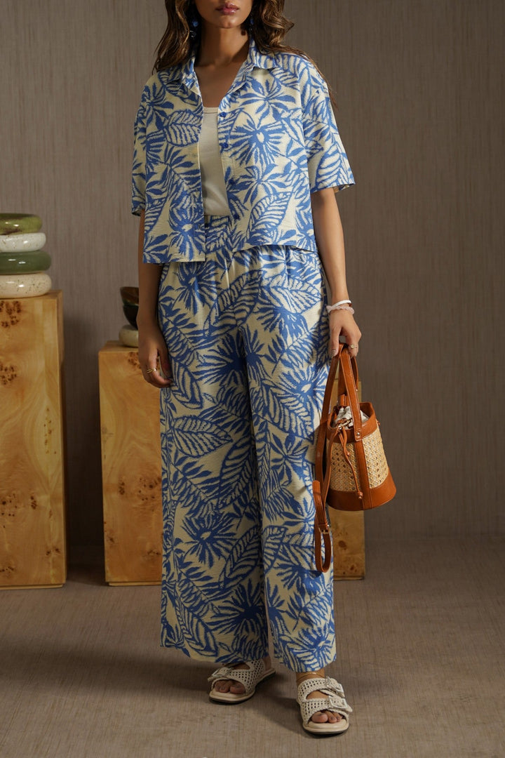 LIGHT BLUE WOOD & BLOOMS SHIRT