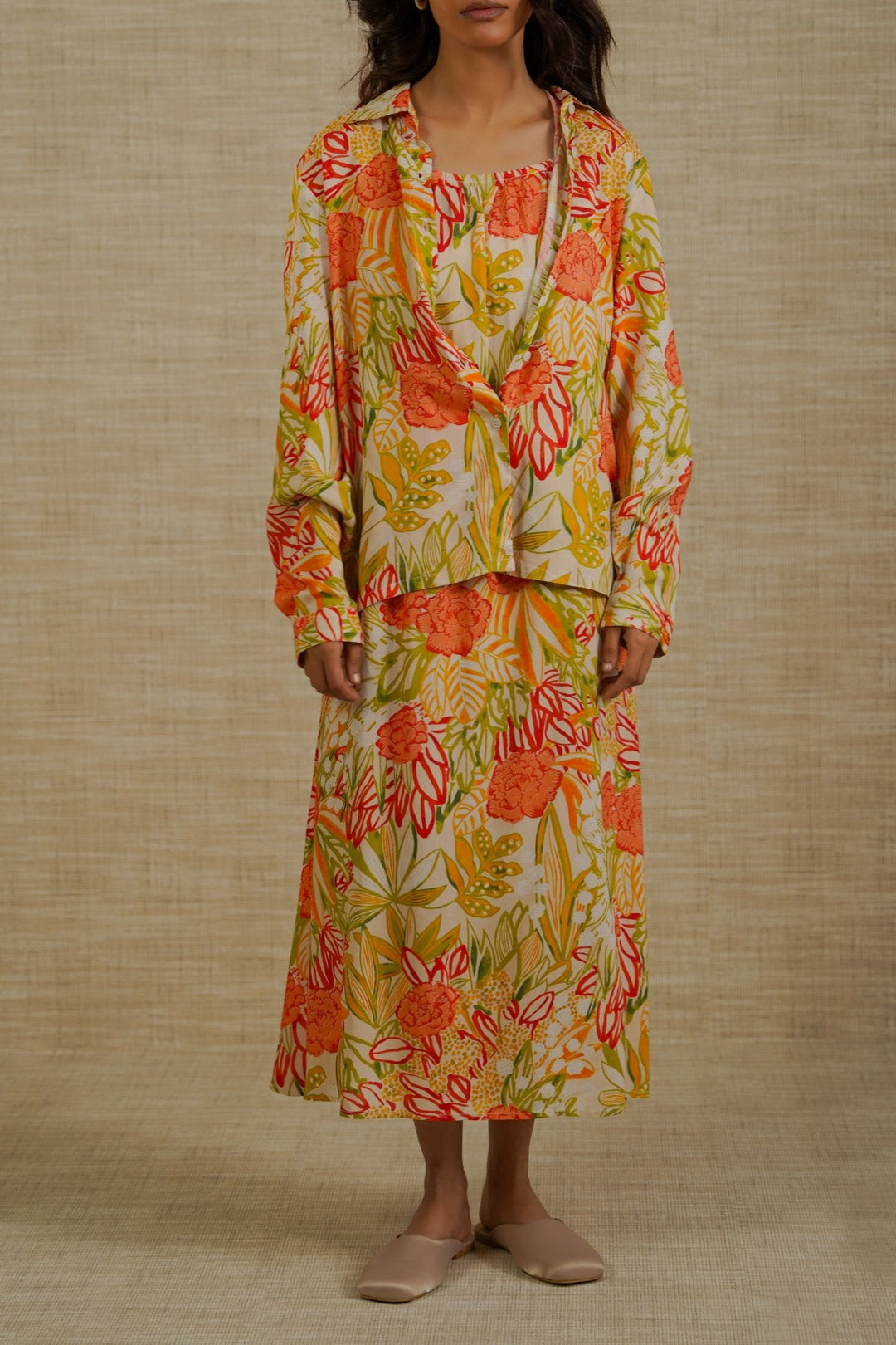 CORAL GARDENIA BUTTON DOWN