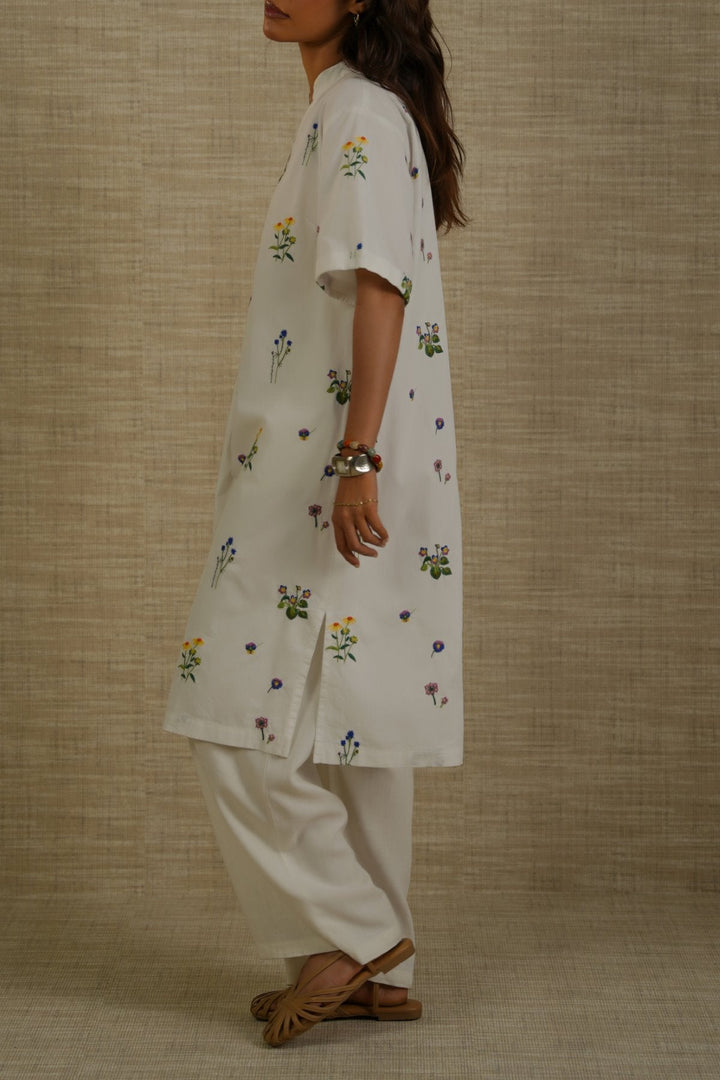 WHITE DITSY FLORAL SHIRT