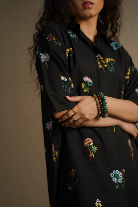 BLACK BLACK FLORA TUNICS