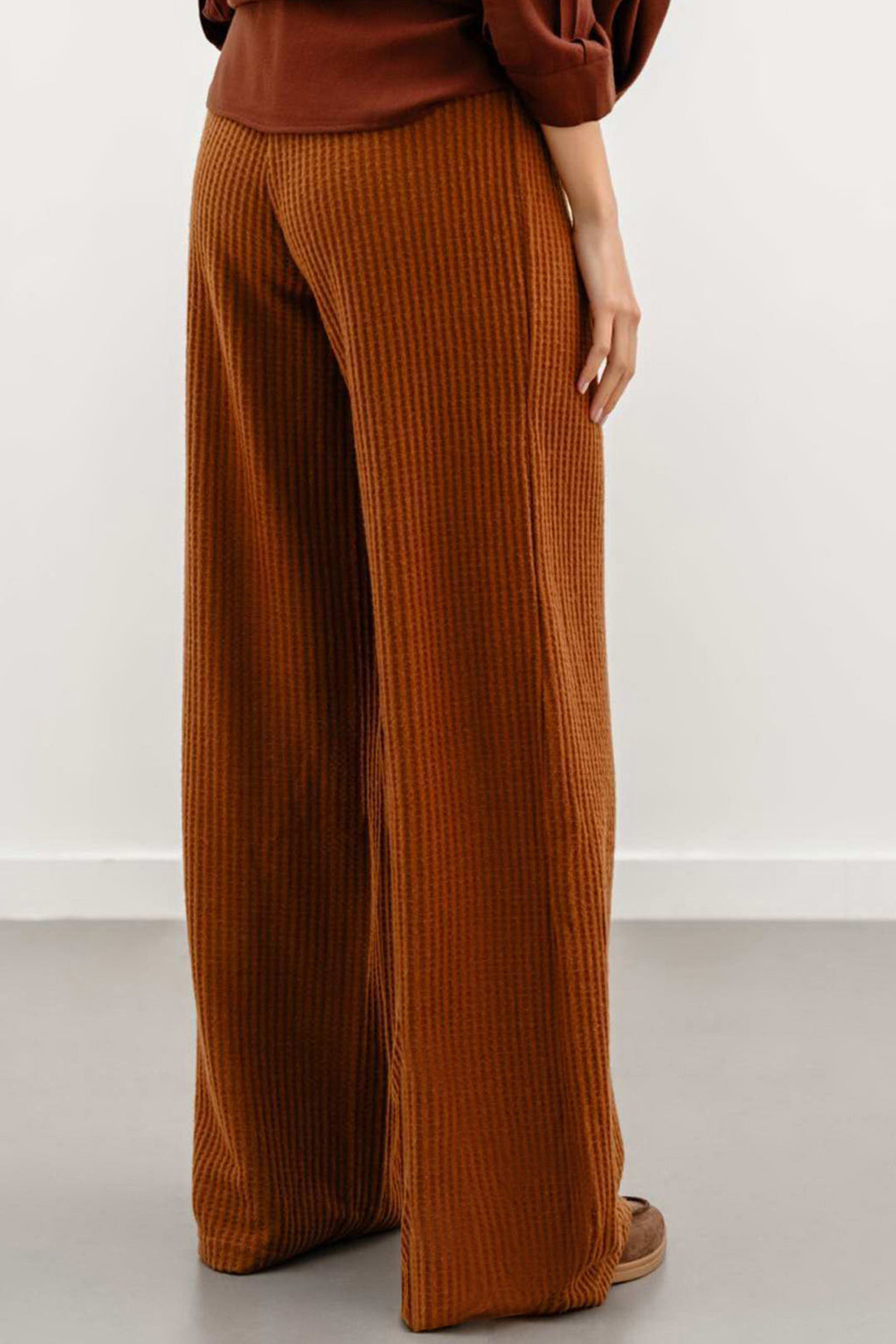 CAMEL TEXTURED TROUSERS