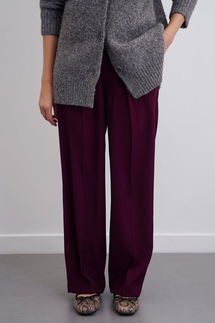 BURGUNDY TAILORED SLIM PANTS