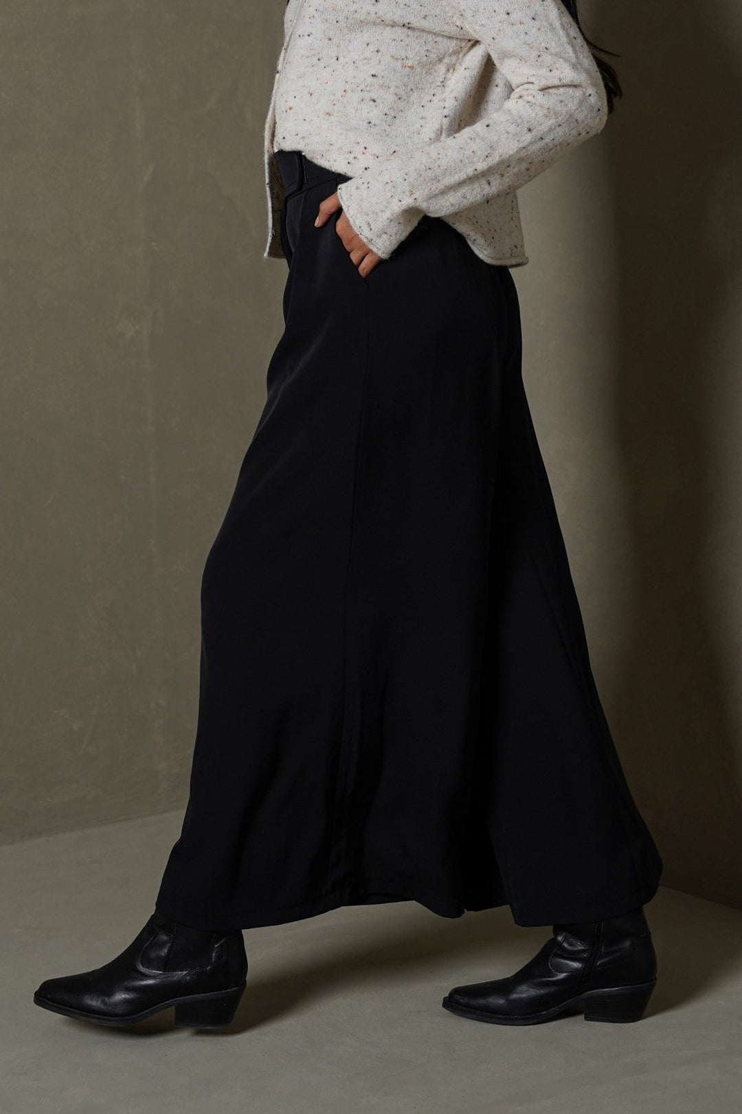 BLACK KYOTO CAPRICE PANTS