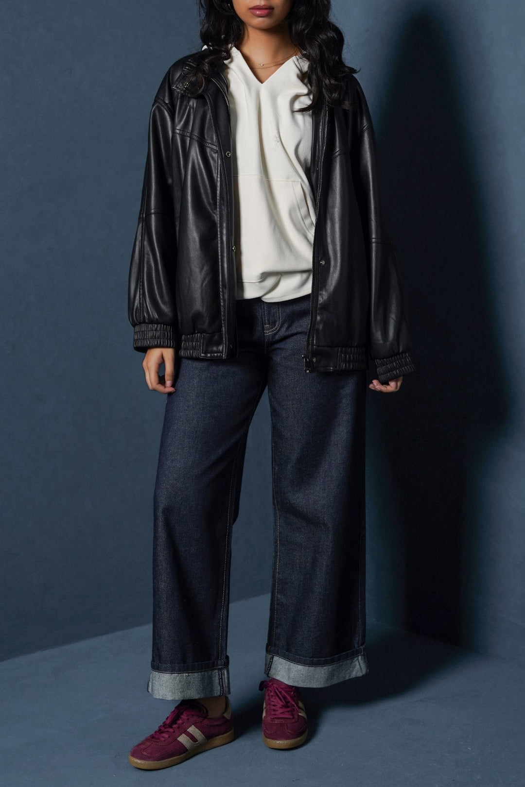 DARK BLUE ROLL UP WIDE JEANS