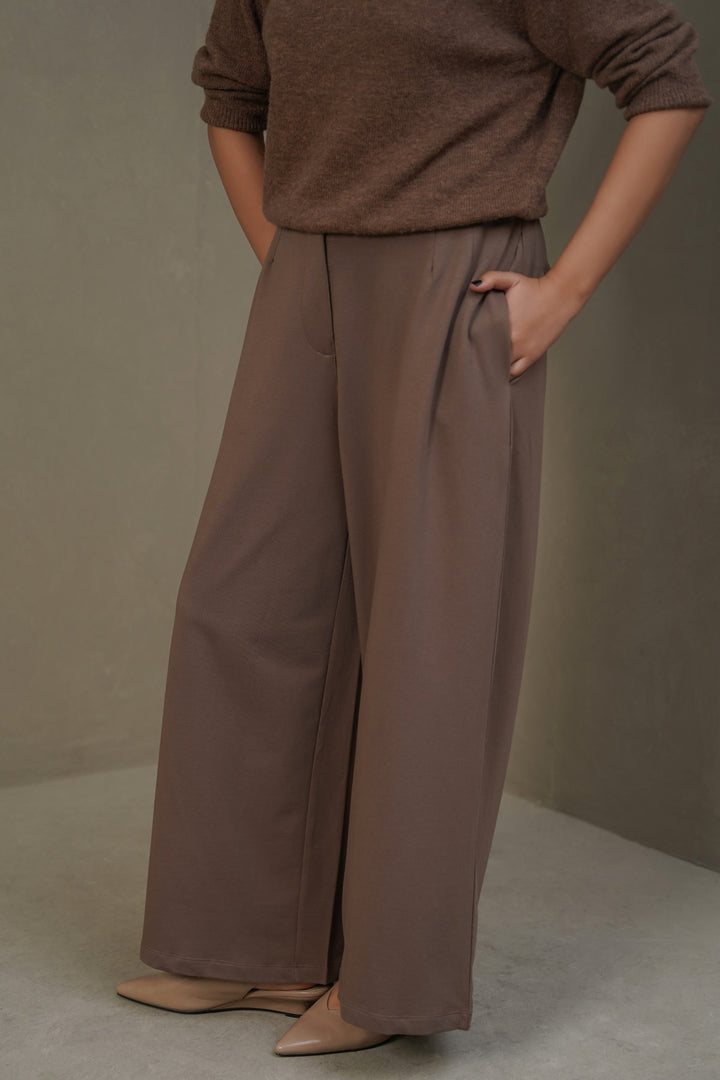 KHAKI STRAIGHT LEG PANTS