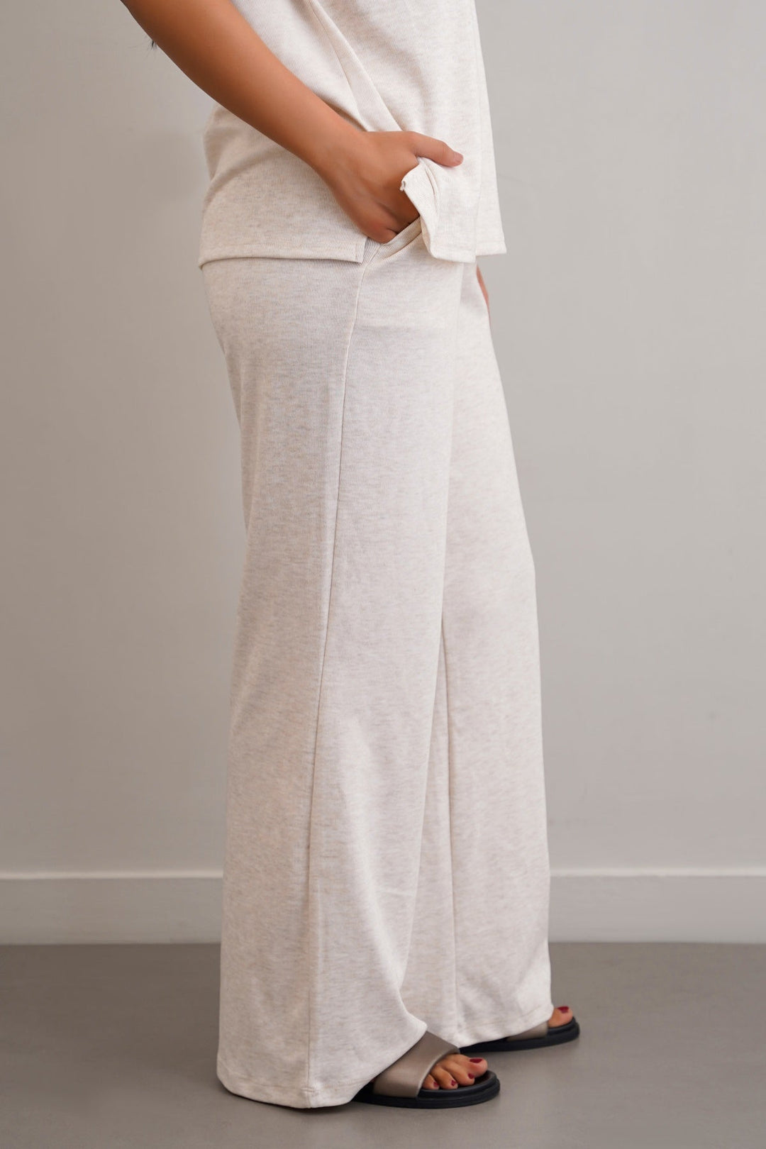 OAT WHITE LIVE IN PANTS