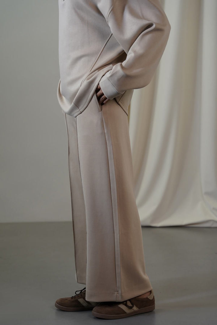 KHAKI SOFT ALL-DAY PANTS