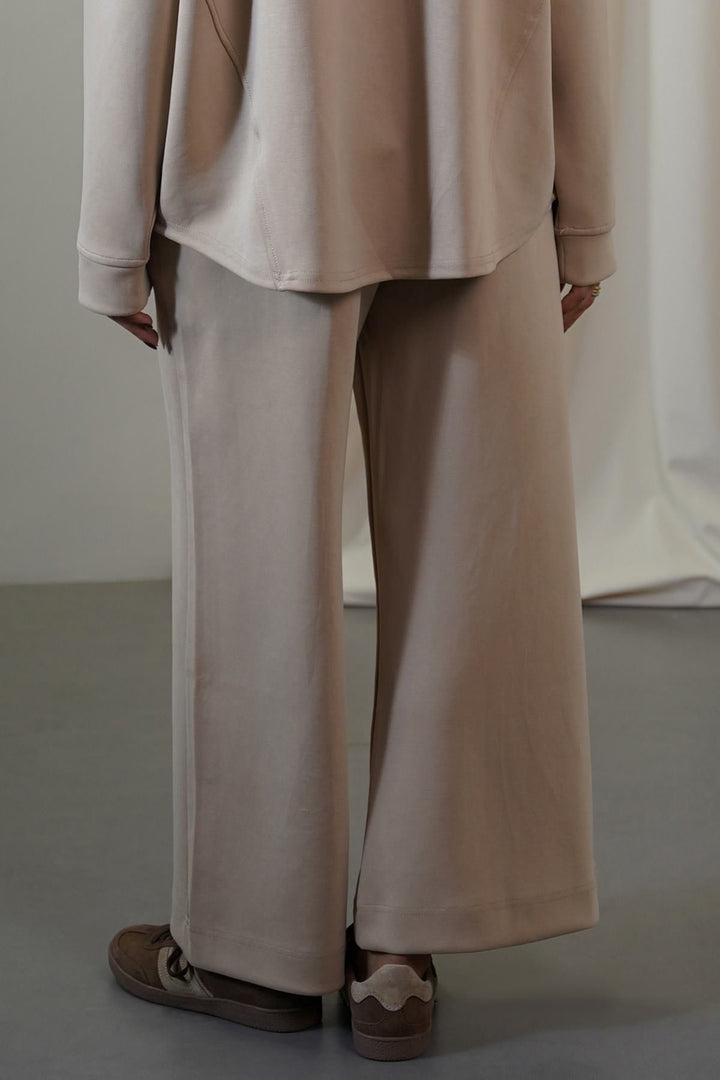 KHAKI SOFT ALL-DAY PANTS