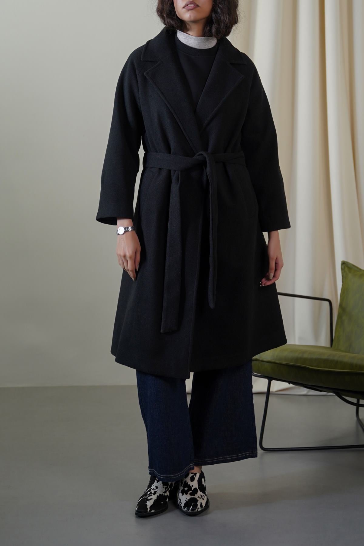 Discover Women's Fashion at LAMA | Shop Shirts, Dresses & More – LAMA ...