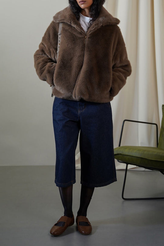 BROWN FUNNEL NECK FUR JACKET