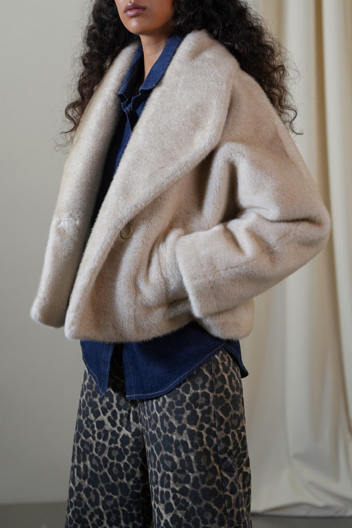 OFF WHITE SHORT WRAP FUR JACKET