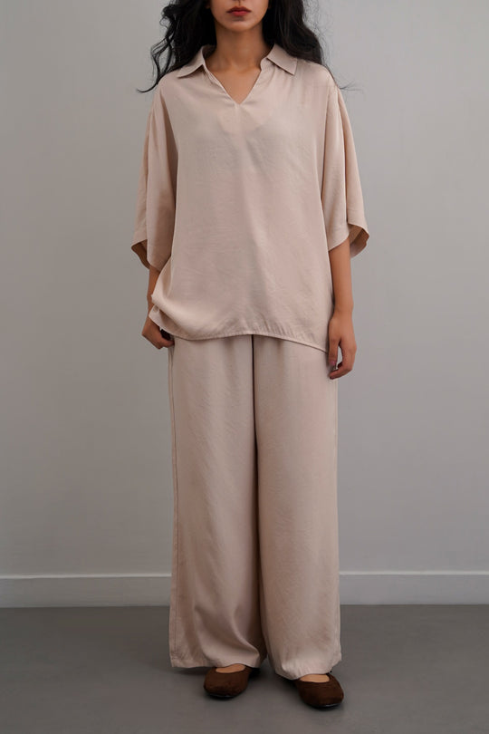 CREAM SLEEK SILK BLOUSE