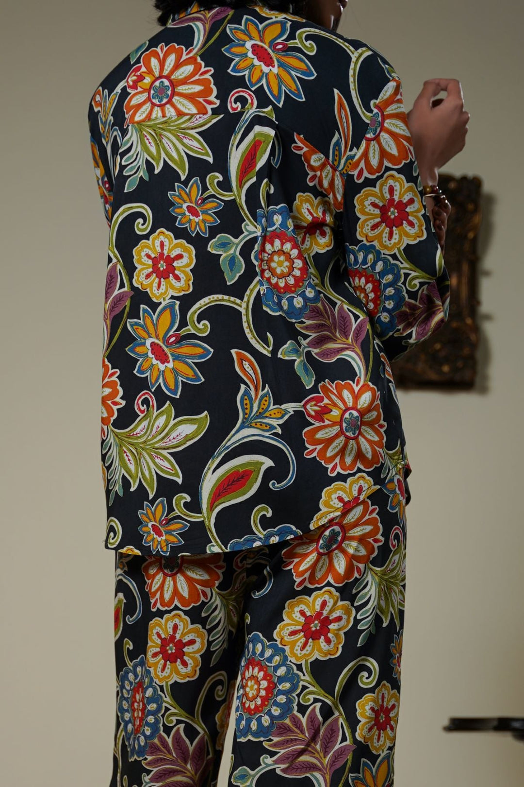 BLACK GARDEN AFTER DARK SHIRT