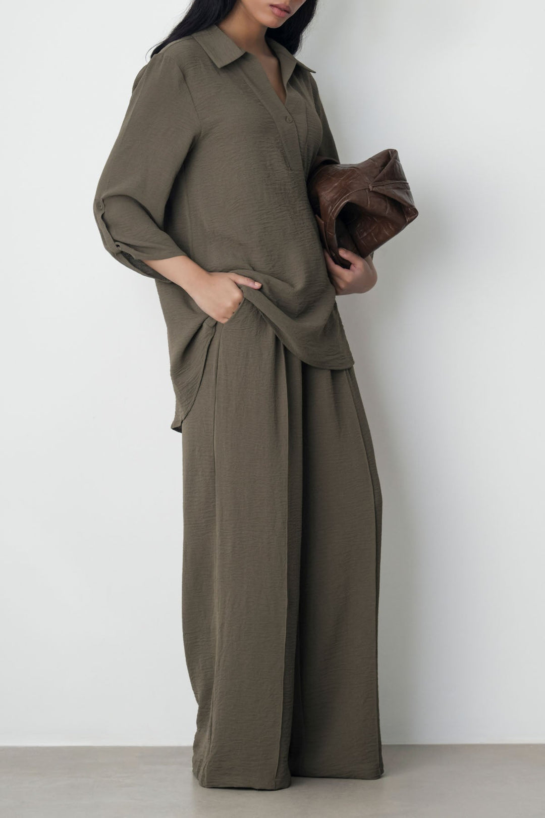 BROWN SLINKY SEAM TROUSER
