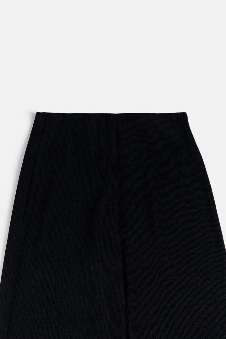 BLACK TEXTURED PANTS