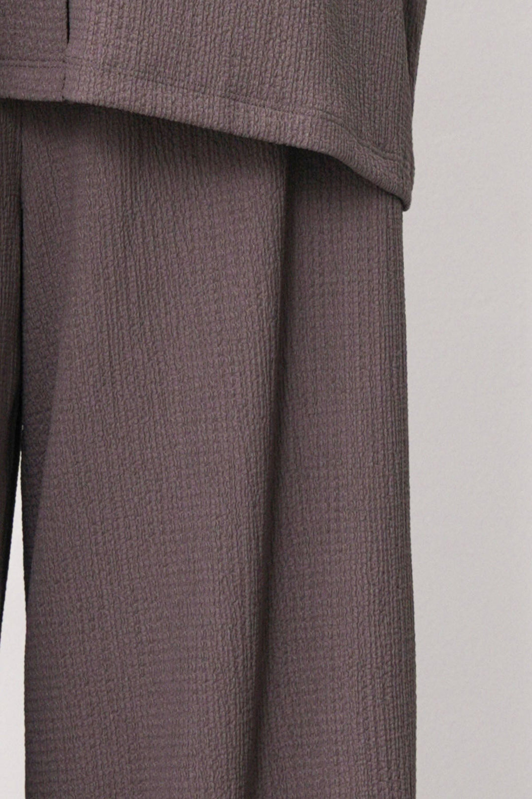 BROWN TEXTURED PANTS