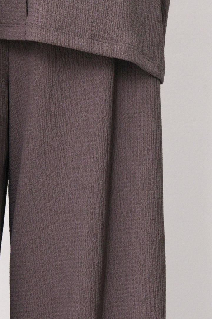 BROWN TEXTURED PANTS