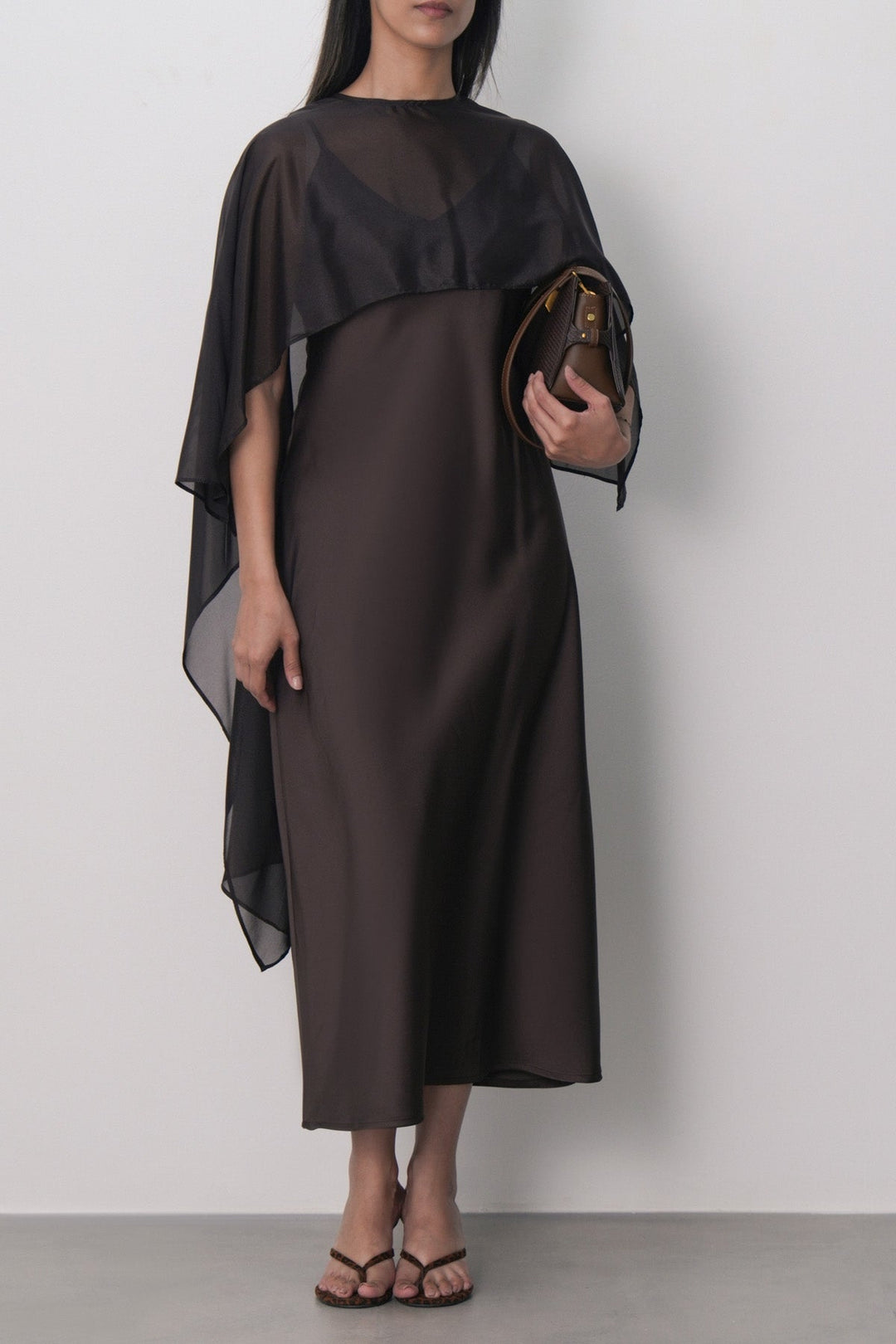 DATE NIGHT DRESS WITH CAPELET