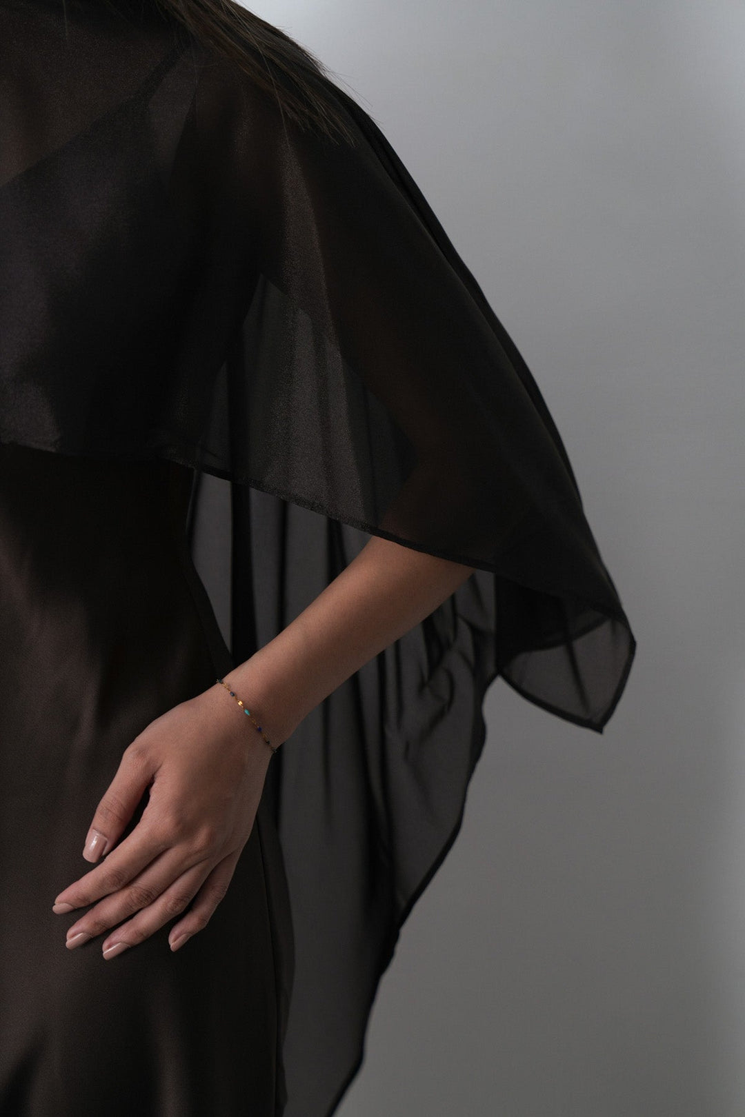 DATE NIGHT DRESS WITH CAPELET