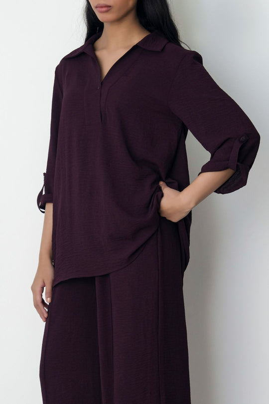 WINE SLINKY HALF PLACKET BLOUSE