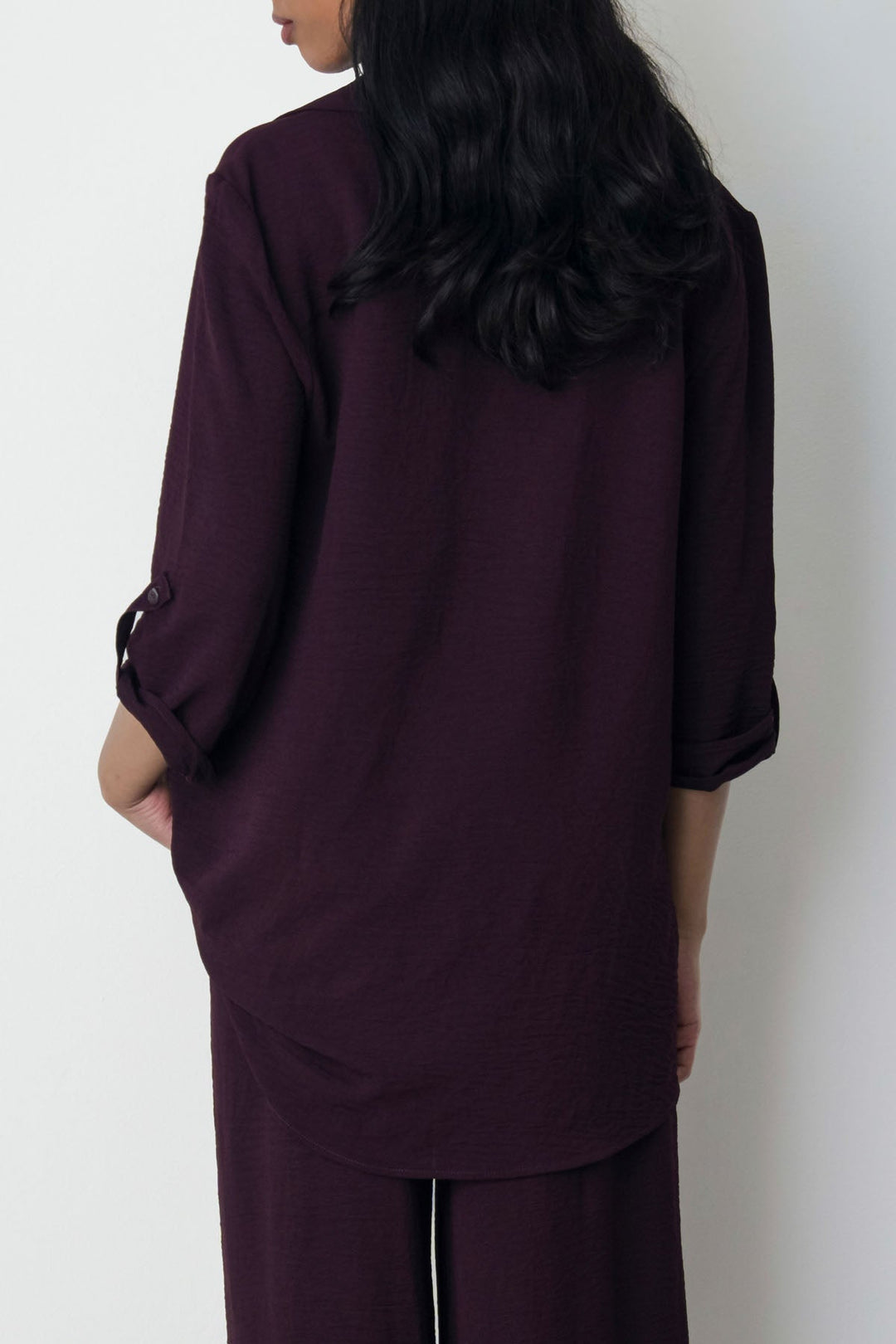 WINE SLINKY HALF PLACKET BLOUSE